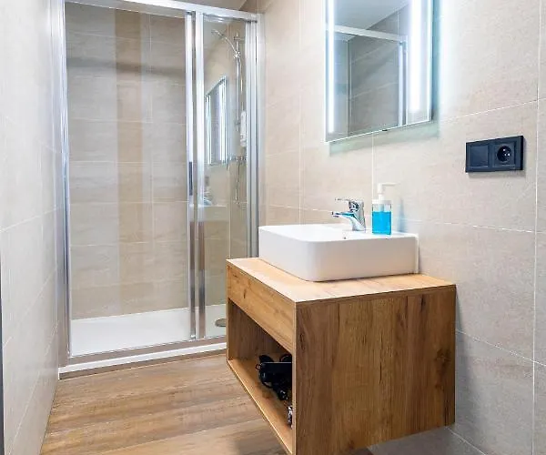 Trhovky Hotell